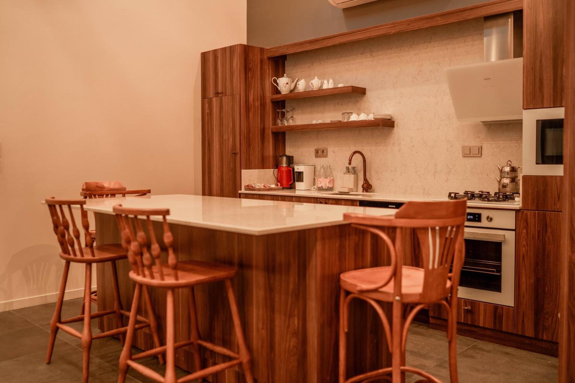 ספנג'ה Alfa Suites & Spa מראה חיצוני תמונה