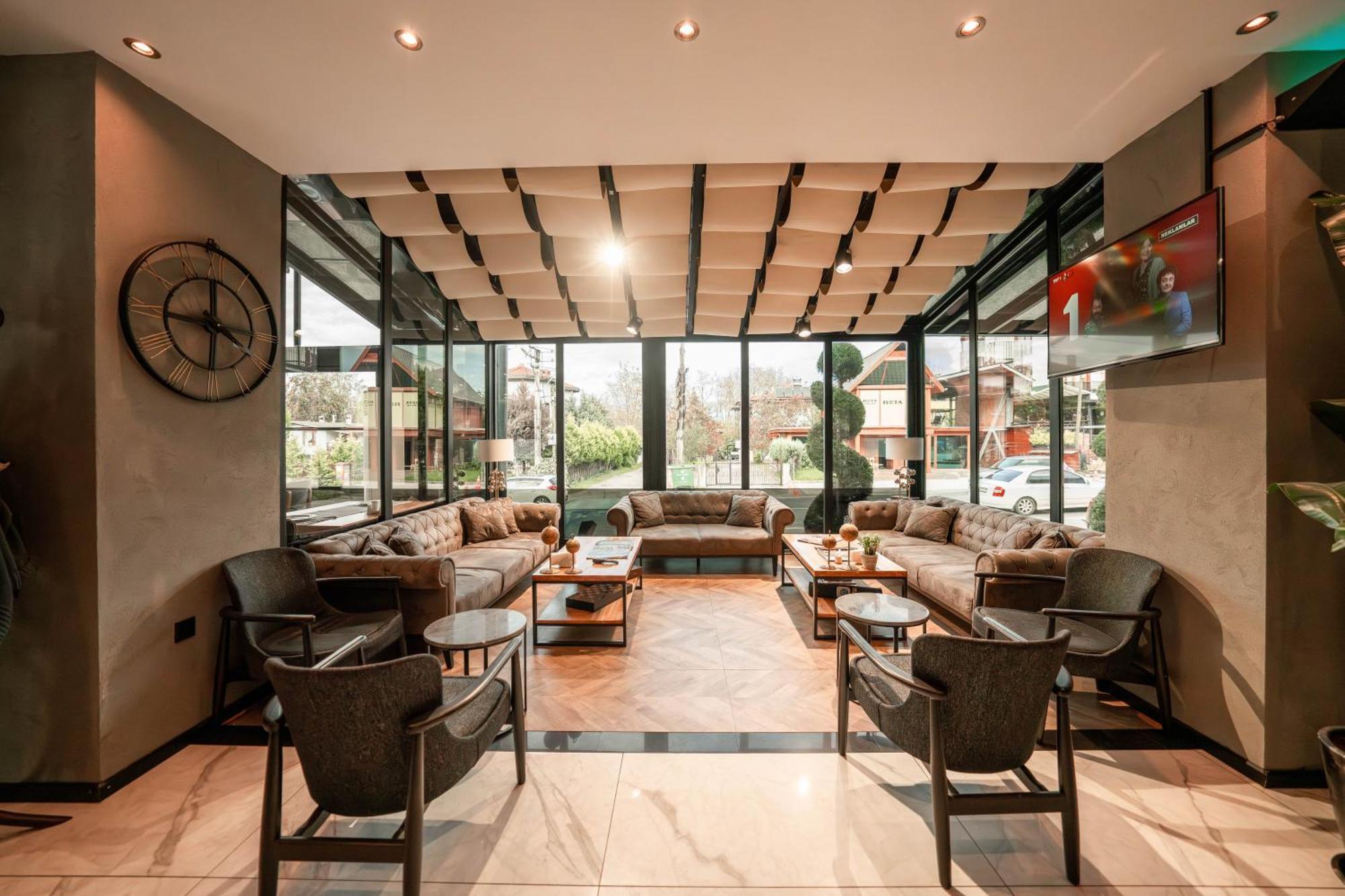 ספנג'ה Alfa Suites & Spa מראה חיצוני תמונה
