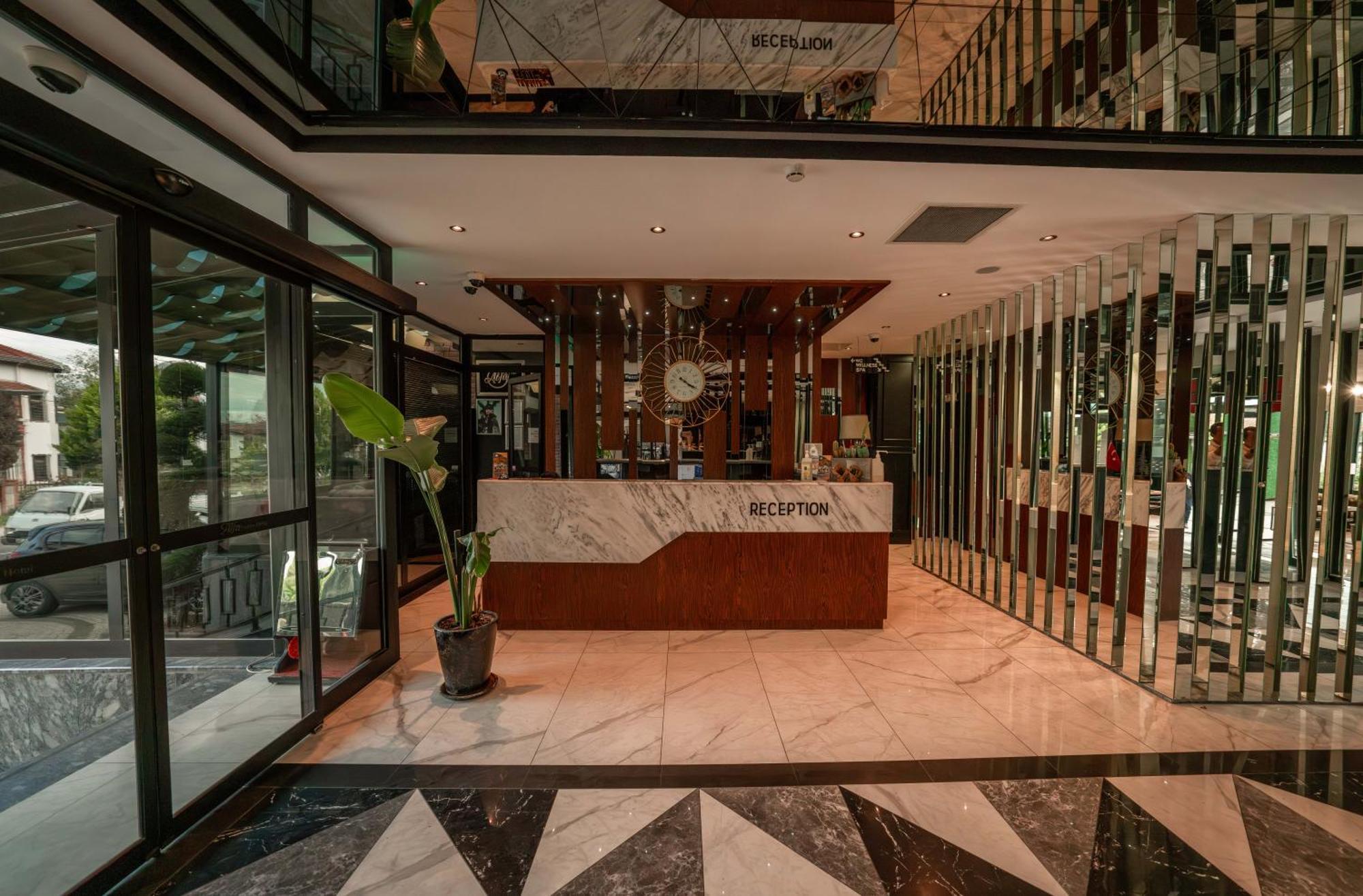 ספנג'ה Alfa Suites & Spa מראה חיצוני תמונה