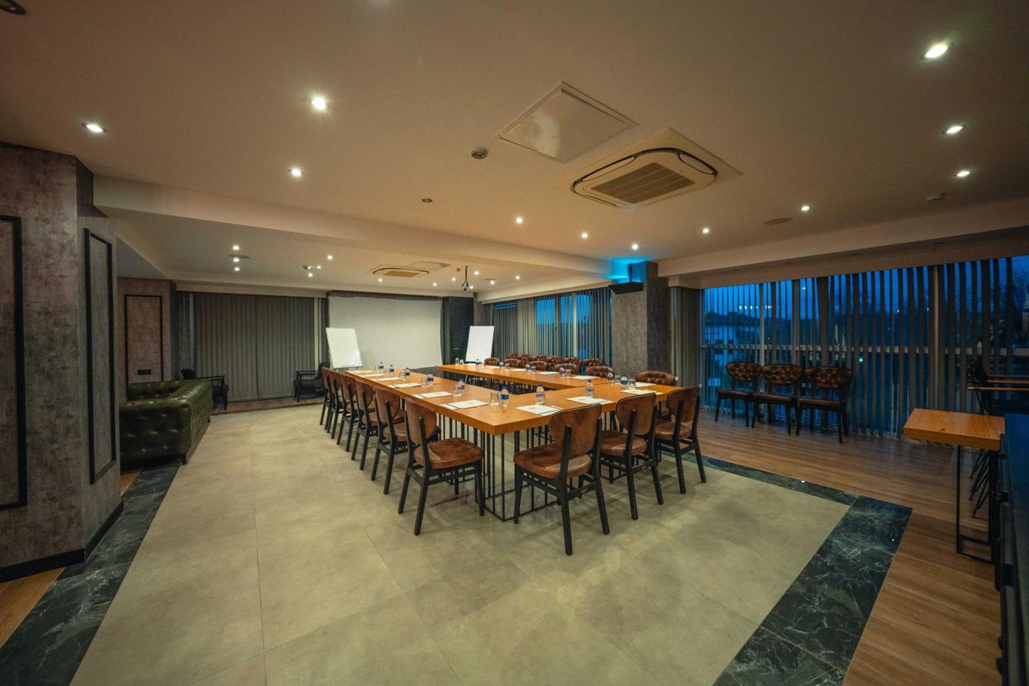ספנג'ה Alfa Suites & Spa מראה חיצוני תמונה