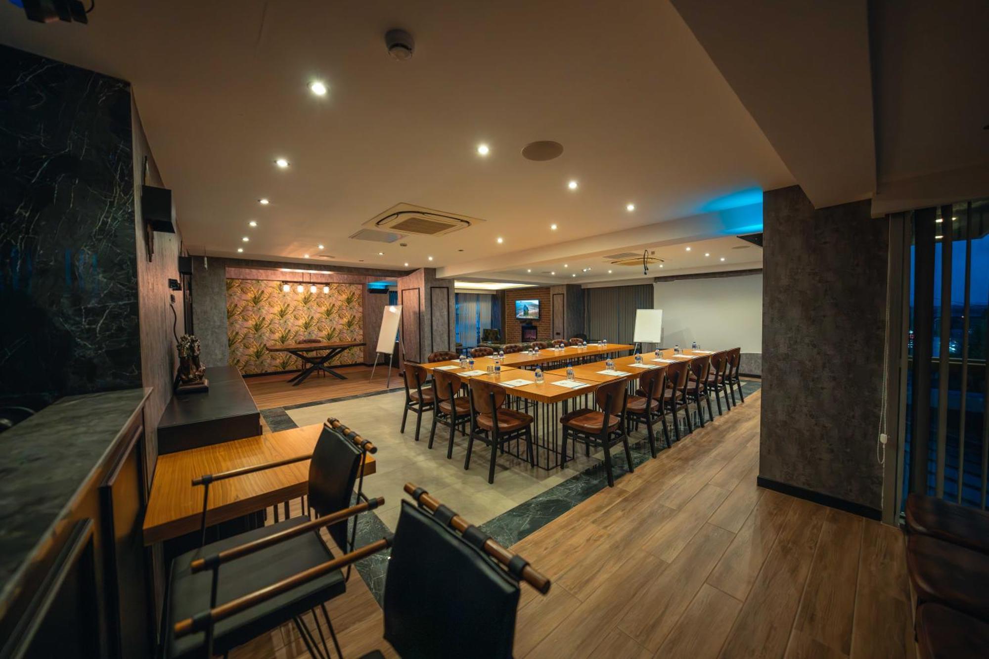 ספנג'ה Alfa Suites & Spa מראה חיצוני תמונה